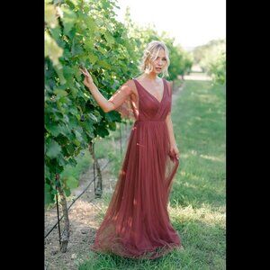 Revelry Plum Purple Backless, Vneck, sleeves, Thea Tulle Bridesmaid Dress size 8